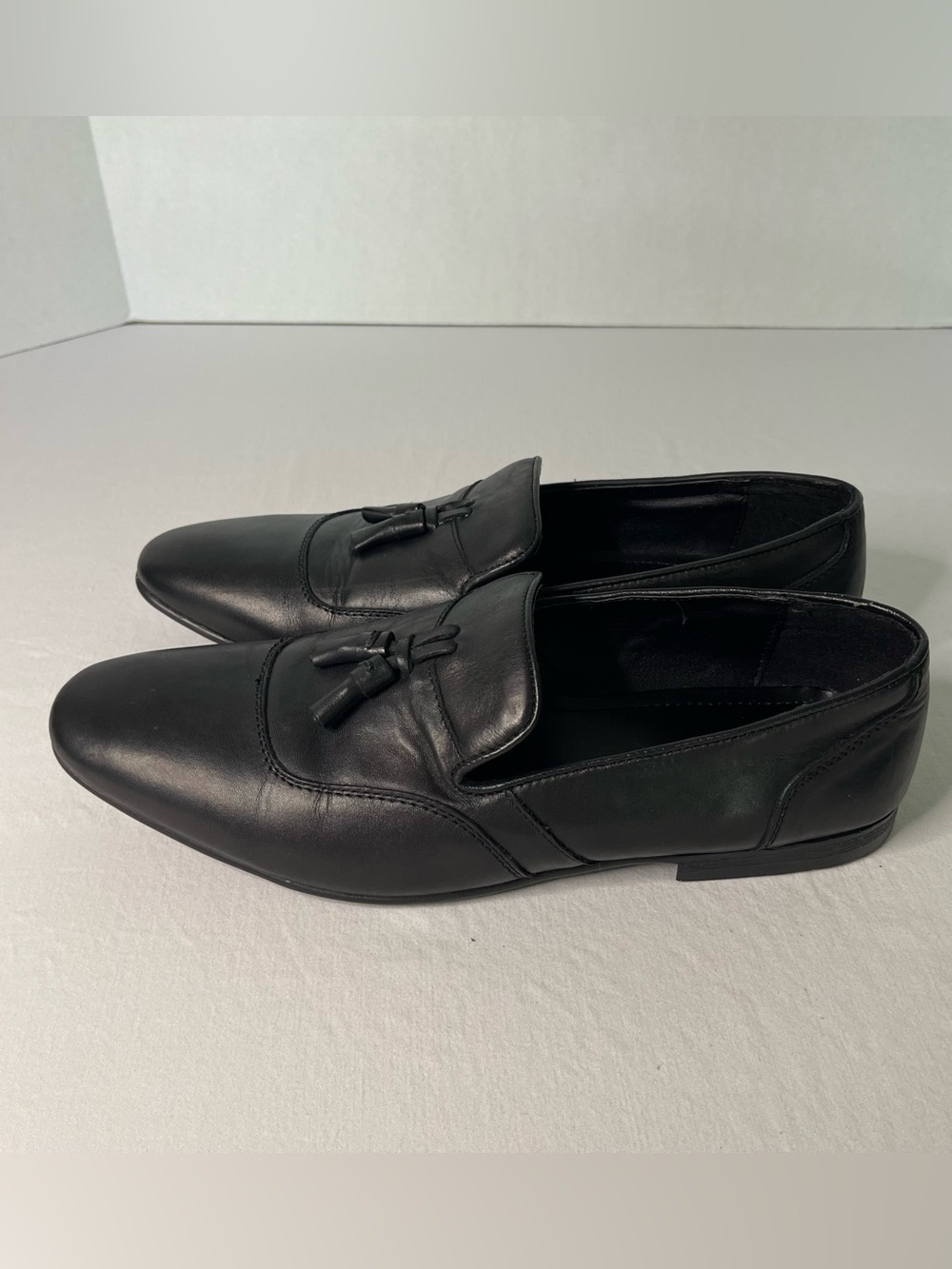 Silver Street London Black Leather Tassel Loafers - Men's Dress Shoes